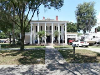 695 Floral Ave, Bartow, FL 33830-4522
