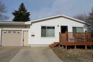 1108 7th St, Minot, ND 58701-5702