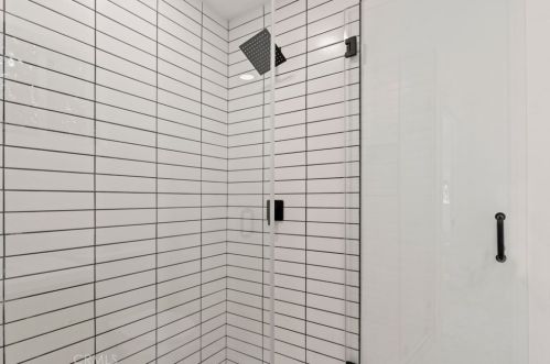 14633 Albers St, Van Nuys CA 91316-2602 exterior