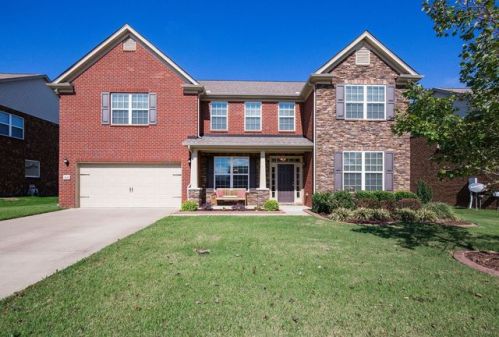 1018 Lacebark Ln, Hendersonville, TN 37075-1730