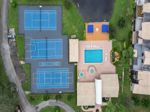 5345 Monterey Cir, Delray Beach FL  33484-7814 exterior