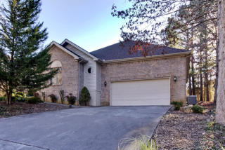 213 Toqua Greens Ln, Loudon, TN 37774-2596