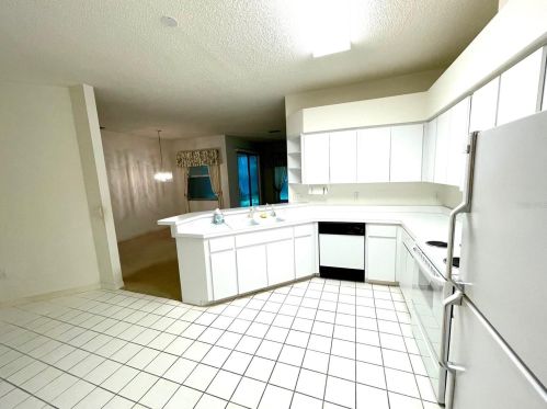 3516 Tealwood Cir, Palm Harbor FL  34685-3145 exterior