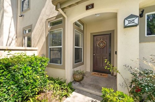 32 Paseo Del Sol, Trabuco Canyon, CA 92688-3104