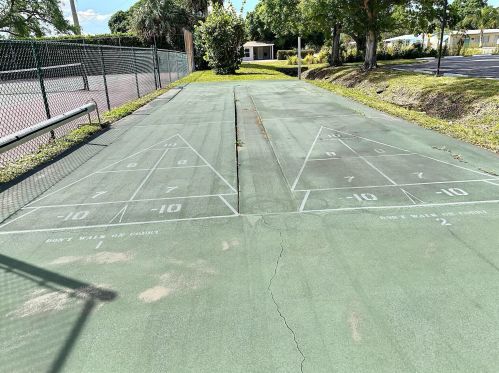 400 18th St, Vero Beach FL  32960-5666 exterior