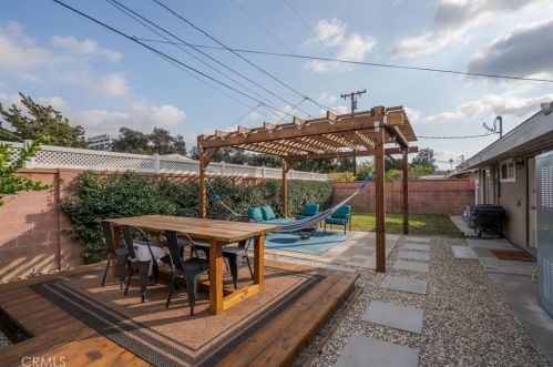 523 Devon Rd, Orange CA  92868-4148 exterior