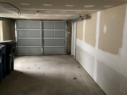 400 England St, Cumberland RI  02864-7211 exterior