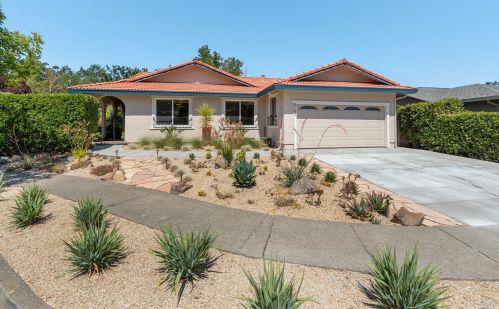 2157 San Antonio Dr, Santa Rosa, CA 95405-8177