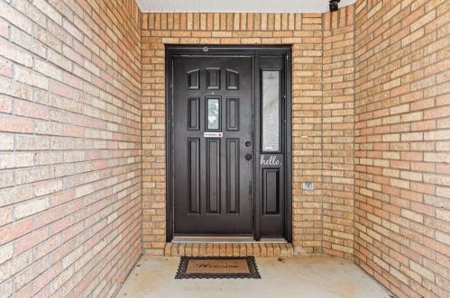 1909 Summer Hills Ln, Fort Walton Beach, FL 32547-7037