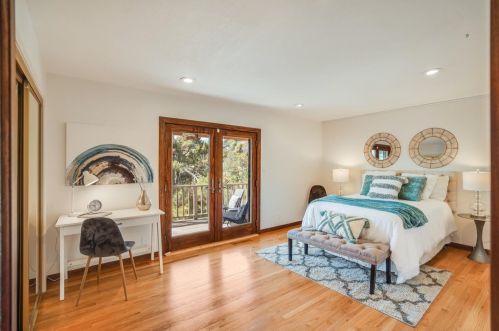 2622 Monserat Ave, Belmont CA  94002-1446 exterior