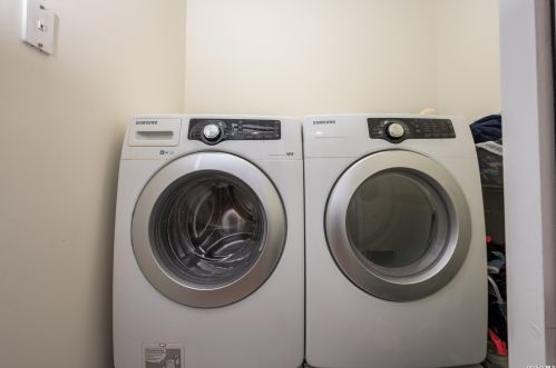 2500 Ocean Ave, North Bellmore NY  11710-3825 exterior