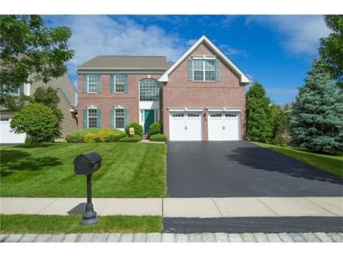 118 Stony Brook Rd, Fishkill, NY 12524-2984