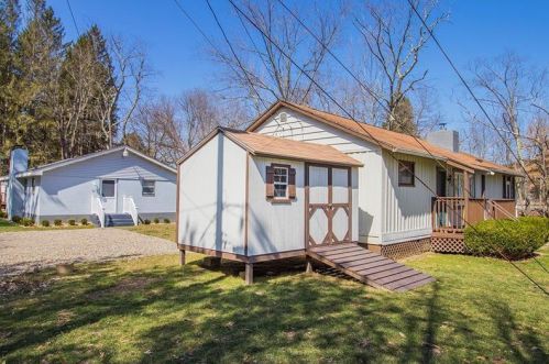 110 Goldenrod Ln, Ligonier, PA 15658-3565