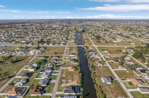 2227 2 Ter, Cape Coral FL  33990-1024 exterior