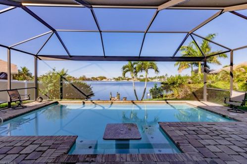 1304 25th Ter, Cape Coral, FL 33904-5724
