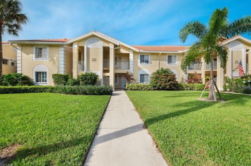 7767 Jewel Ln, Naples, FL 34109-8763