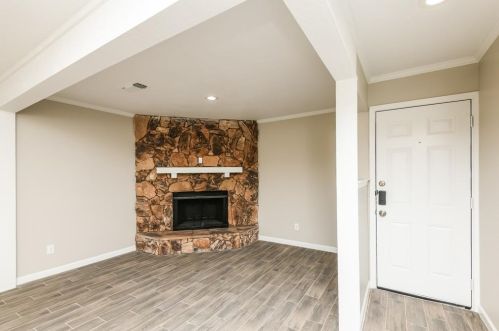 216 Craig St, Burleson TX  76028-3506 exterior