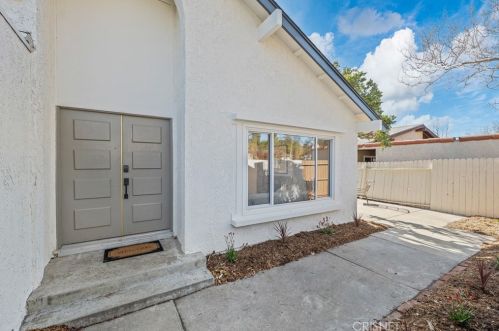 30510 Passageway Pl, Calabasas CA  91301-2033 exterior