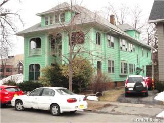 15 Farrington Pl, Rochester, NY 14610-1841
