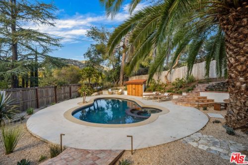 328 Poquito Ln, Topanga CA  90290-3547 exterior