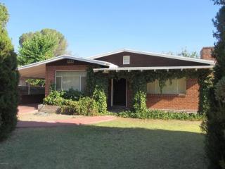 263 Kolver St, Nogales, AZ 85621-1872