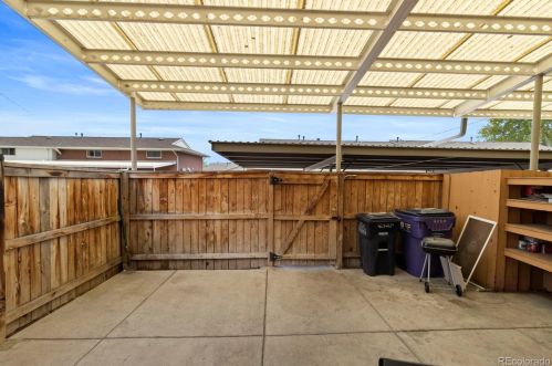 4020 Yosemite St, Denver CO 80237-1926 exterior