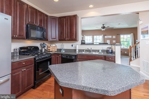 17 Cypress St, Auburn NJ  08085-1258 exterior