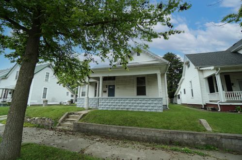 720 Main St, Washington Ch, OH 43160-1952