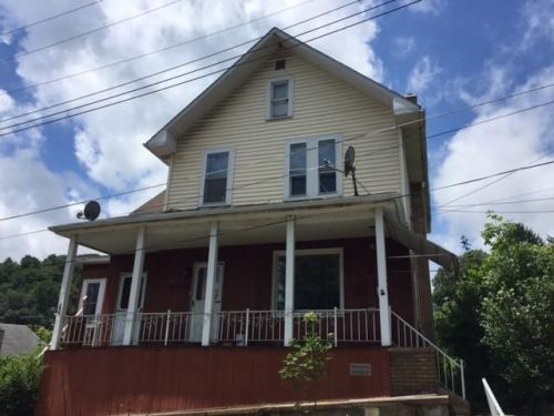 308 Thompson St, Curwensville, PA 16833-1114