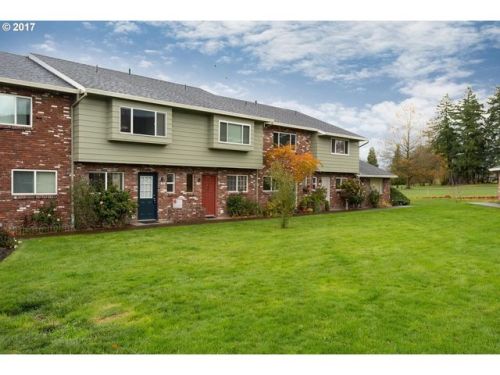 1608 Hogan Dr, Damascus, OR 97030