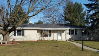 703 Madison Dr, Delavan, WI 53115-2309