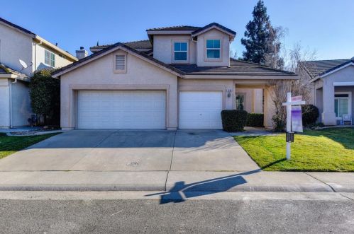 8268 Primoak Way, Elk Grove, CA 95758-7936