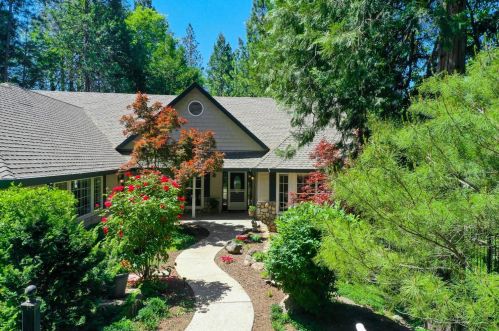 128 Ascot Pl, Grass Valley, CA 95949-9603