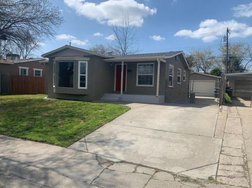 6305 Morazan St, North Highlands, CA 95660-4347