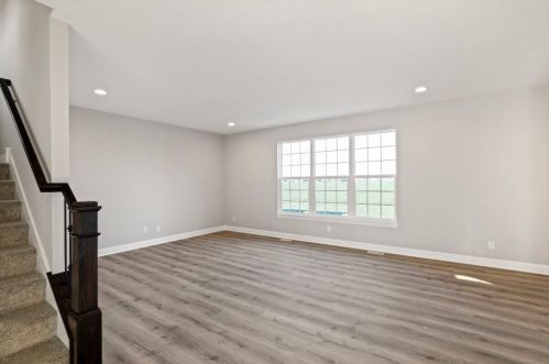 10188 Sentry Dr, Dyer IN  46373 exterior