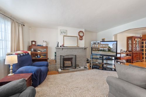 343 Boggs Ave, Pittsburgh PA  15211-2074 exterior