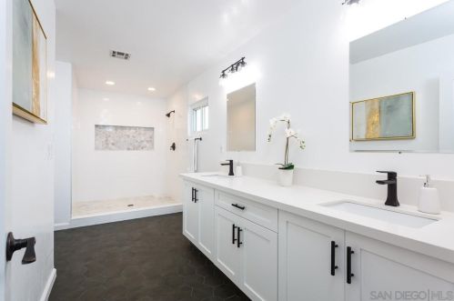 4302 Conrad Ave, San Diego CA  92117-1913 exterior