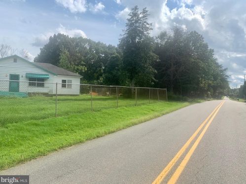 9721 Lawyers Rd, Spotsylvania VA  22551-5511 exterior