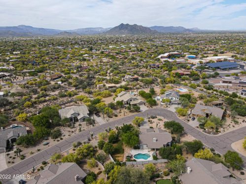 5143 Palo Brea Ln, Cave Creek AZ 85331-2436 exterior