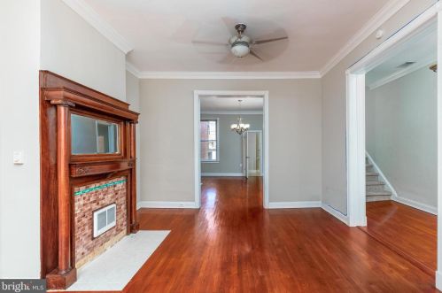 129 Thomas St, Washington DC  20001-1659 exterior