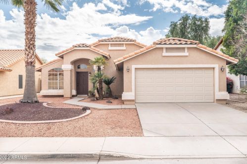 1301 Butler Dr, Chandler, AZ 85224-6195