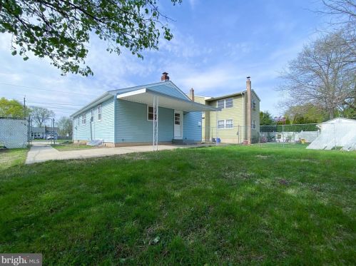 417 5th St, Florence, NJ 08518-2301