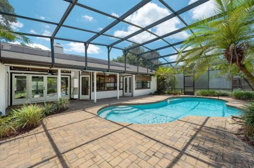 552 Lake Ave, Altamonte Springs FL  32701-3639 exterior