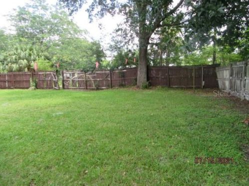 1904 4th St, Sanford, FL 32771-1526
