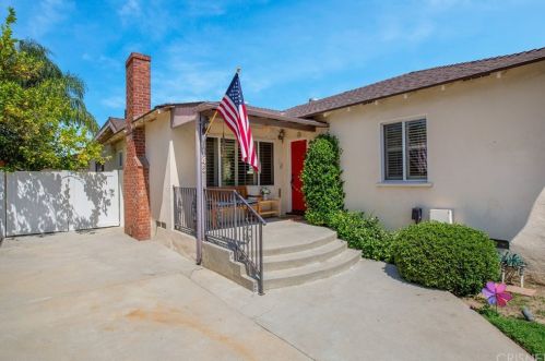 6145 Bluebell Ave, North Hollywood, CA 91606-4414