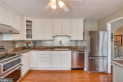 289 Packett Dr, Charles Town WV  25414-5099 exterior