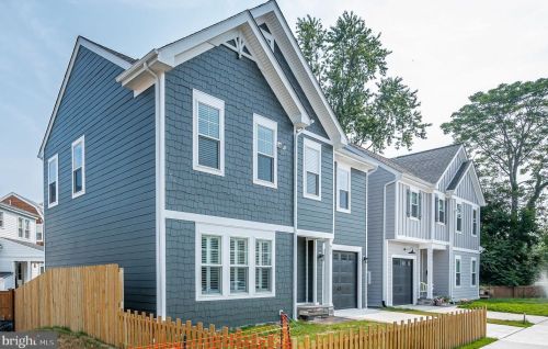 611 Kenmore Ave, Fredericksburg VA  22401-5722 exterior