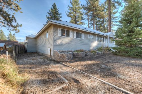 641 Rio Grande St, Portola, CA 96122-9217