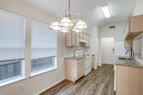 737 Dema Ln, Burleson TX  76028-6836 exterior