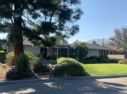 339 Humphreys Way, Glendora, CA 91741-2927